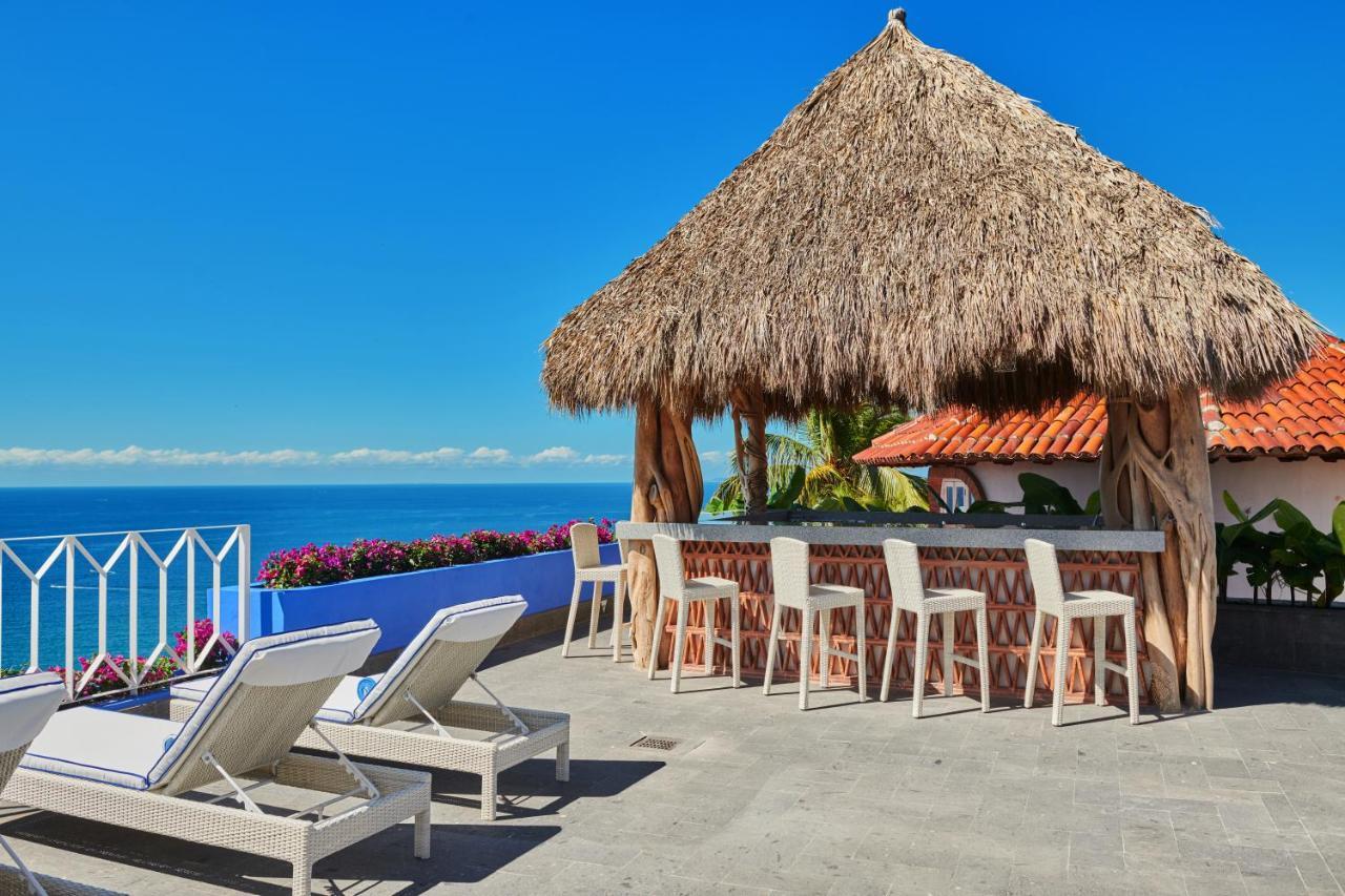 Hotel Luxury Patio Azul (Adults Only) Puerto Vallarta Kültér fotó Rooftop bar at the Hotel El Ganchán