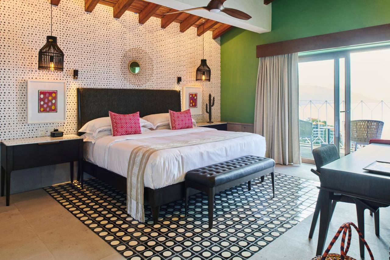Hotel Luxury Patio Azul (Adults Only) Puerto Vallarta Kültér fotó A bedroom at the hotel