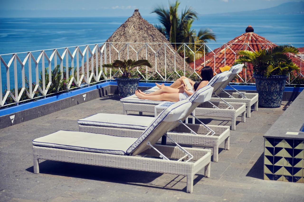 Hotel Luxury Patio Azul (Adults Only) Puerto Vallarta Kültér fotó Rooftop pool at the Hotel