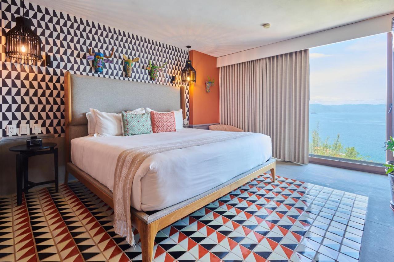 Hotel Luxury Patio Azul (Adults Only) Puerto Vallarta Kültér fotó A bedroom at the hotel