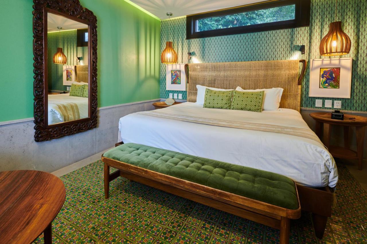 Hotel Luxury Patio Azul (Adults Only) Puerto Vallarta Kültér fotó A bedroom at the hotel