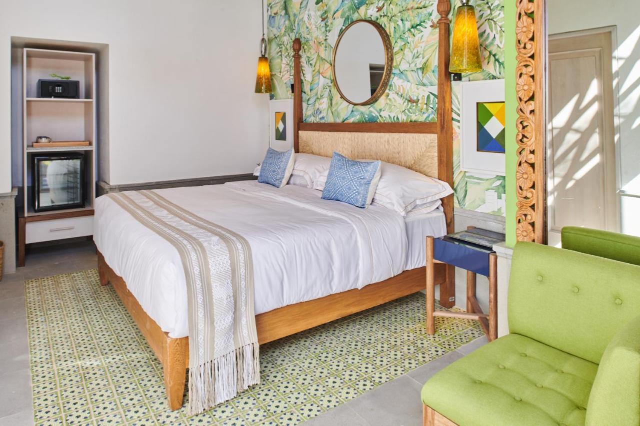 Hotel Luxury Patio Azul (Adults Only) Puerto Vallarta Kültér fotó A bedroom at the hotel