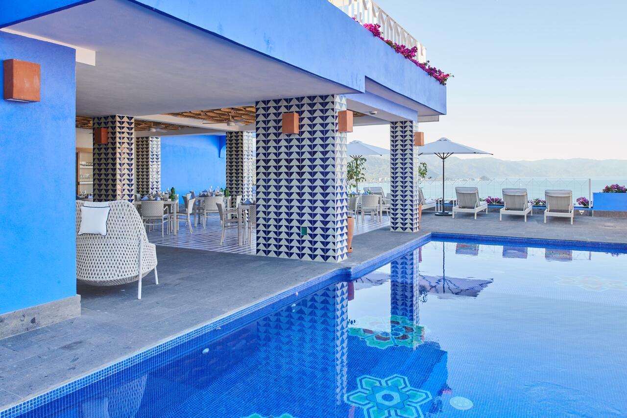 Hotel Luxury Patio Azul (Adults Only) Puerto Vallarta Kültér fotó The pool at the hotel