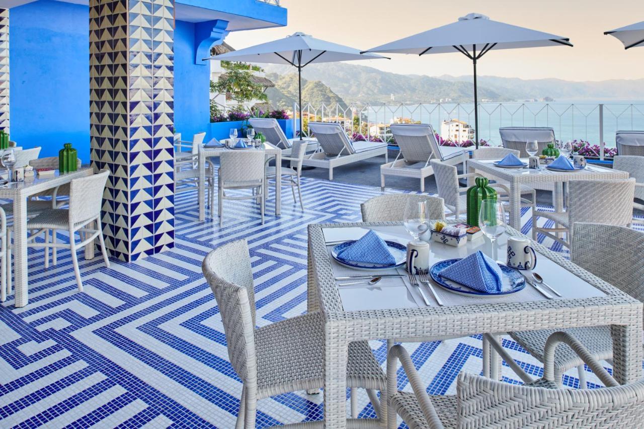 Hotel Luxury Patio Azul (Adults Only) Puerto Vallarta Kültér fotó The rooftop bar at the hotel